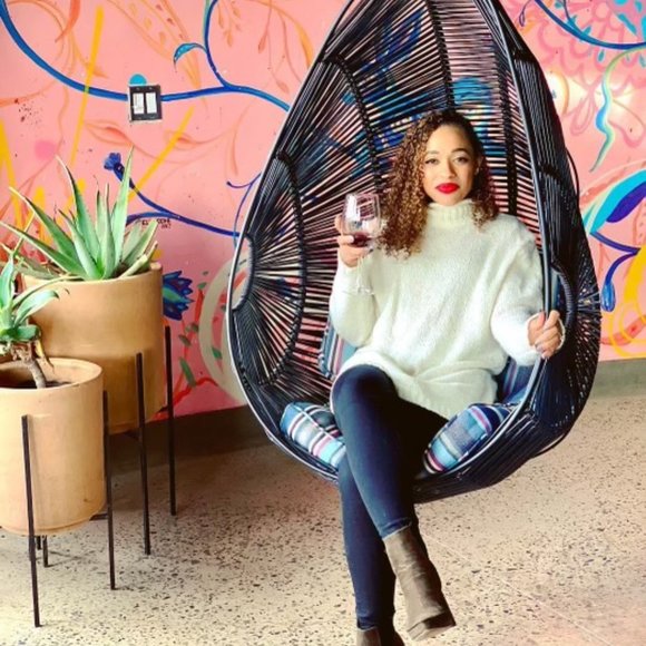 Welcome! We Are Canvas Studio! - Picture 7 of 10